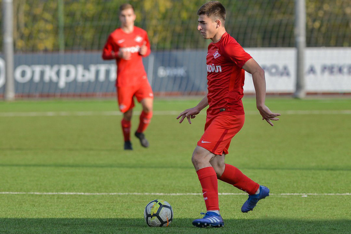 Новости Ингушетии: Аслан Муталиев из Ингушетии будет играть за ФК «Велес»