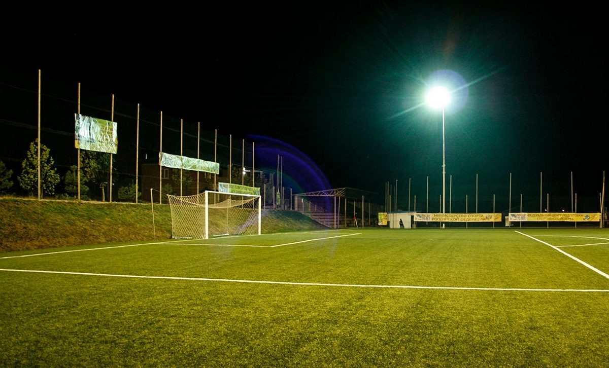 Новости Ингушетии: На стадионе школы-лицея в Назрани наладили систему освещения