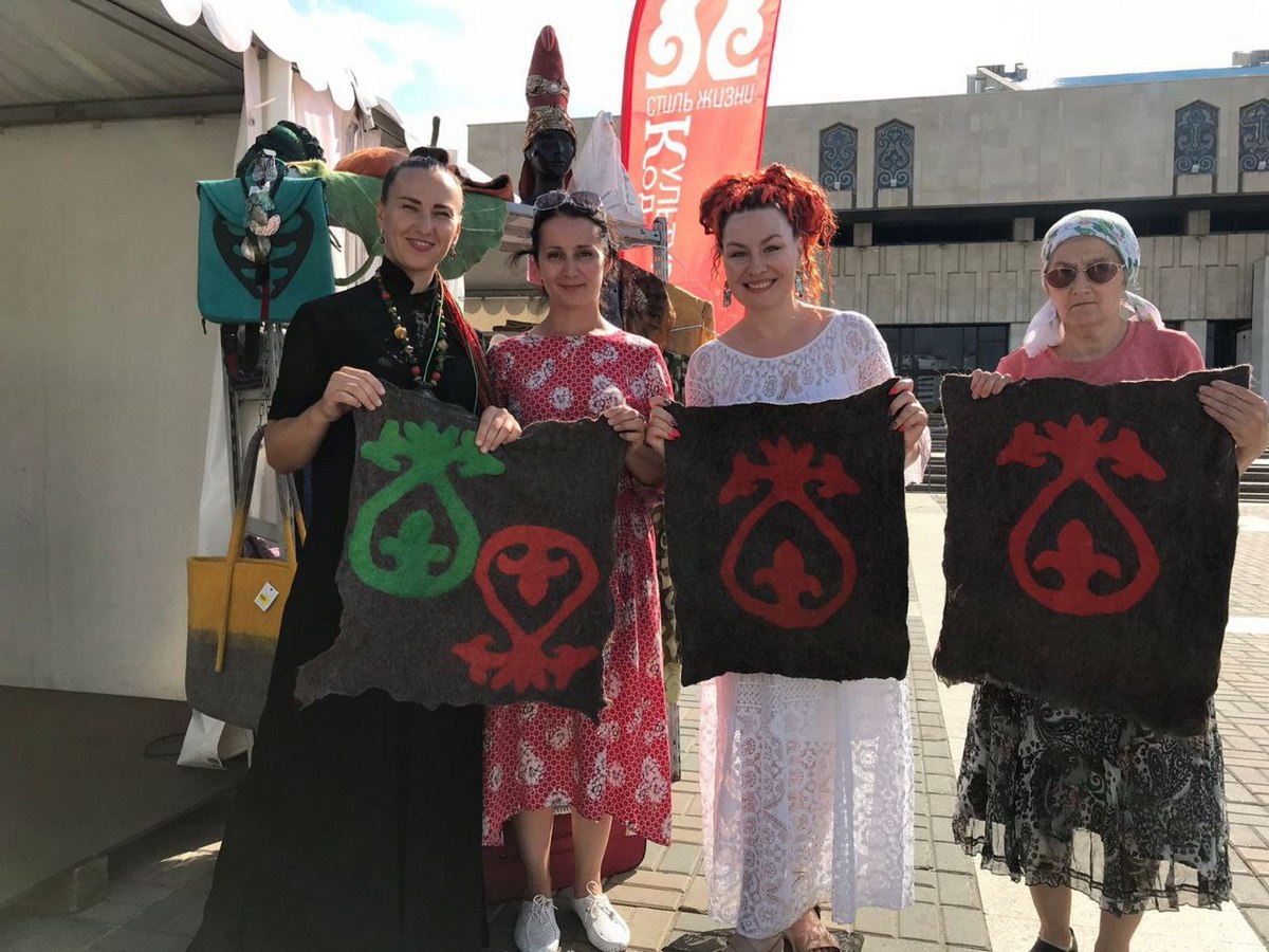Новости Ингушетии: Ковроделы Ингушетии покорили участников этно-fashion фестиваля в Татарстане