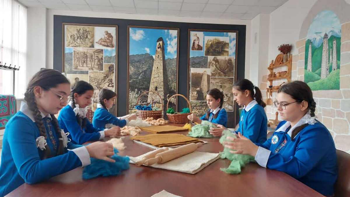 Новости Ингушетии: Мастерская «Истинг» Дома народного творчества Ингушетии приняла новых учениц