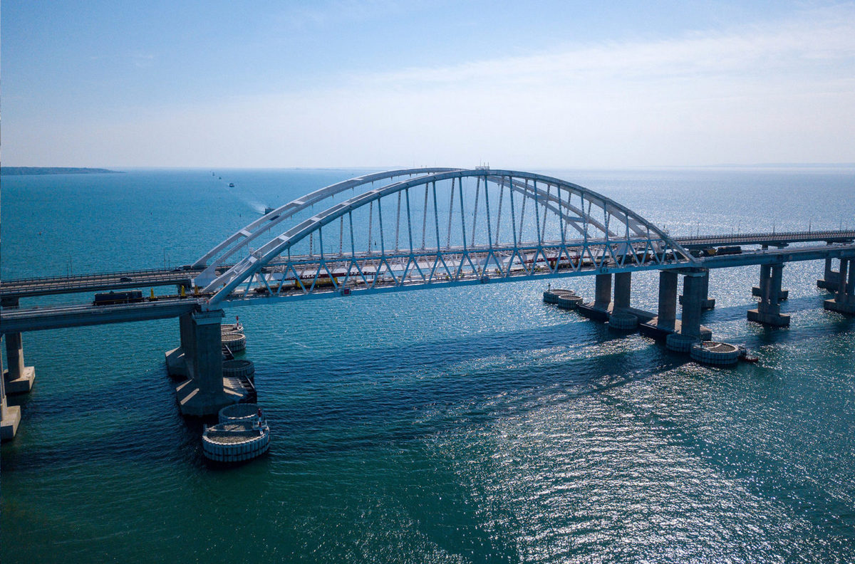 НАК: «На Крымском мосту произошел подрыв грузового автомобиля»