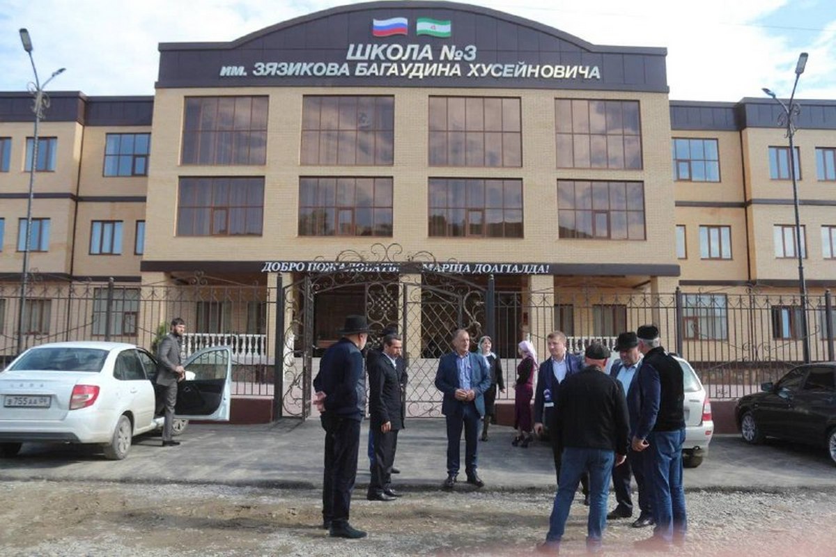 Новости Ингушетии: Единороссы Ингушетии проинспектировали ход строительства школы в селе Барсуки