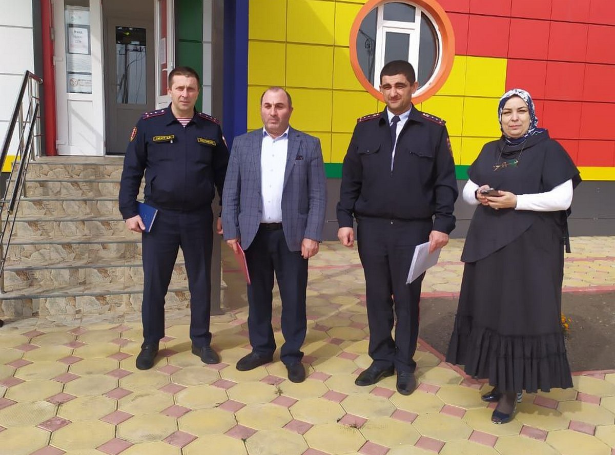 Новости Ингушетии: В Малгобекском районе Ингушетии представители Антитеррористической комиссии проверили все школы
