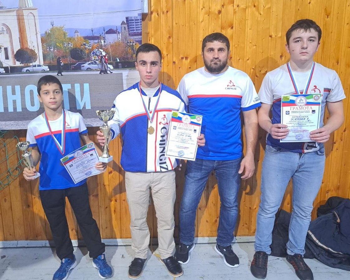 Новости Ингушетии: Пять юных борцов из Ингушетии стали призерами борцовских турниров, проходивших за пределами республики