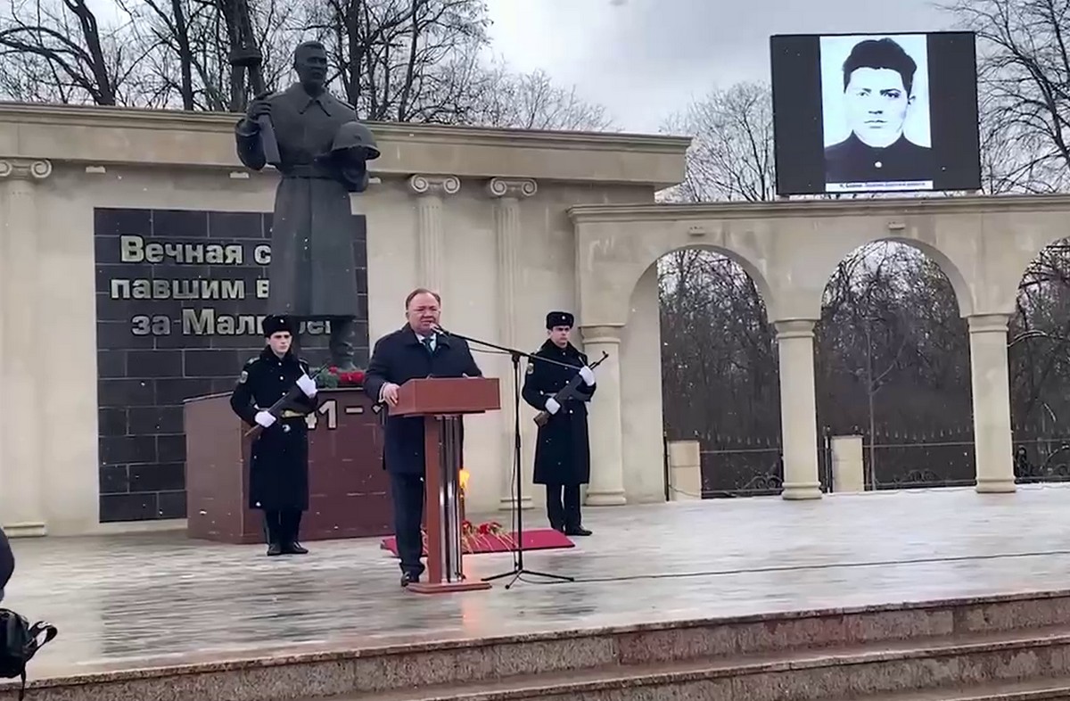 Новости Ингушетии: В городе воинской славы Малгобеке отдали дань уважения защитникам Отечества