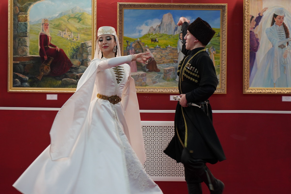 Новости Ингушетии: В Ингушетии закончились съемки проекта «Грация ингушского танца в музее»
