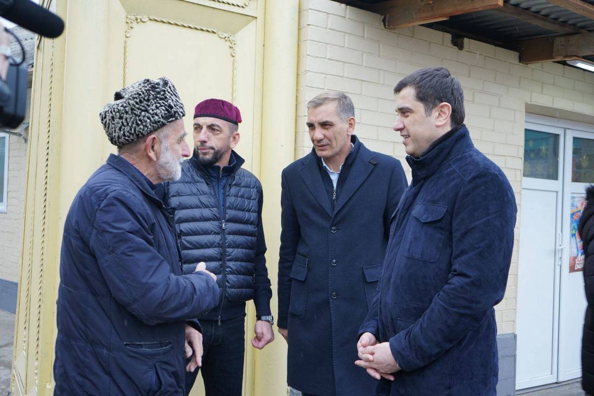 Новости Ингушетии: Единороссы навестили в Ингушетии семьи участников СВО
