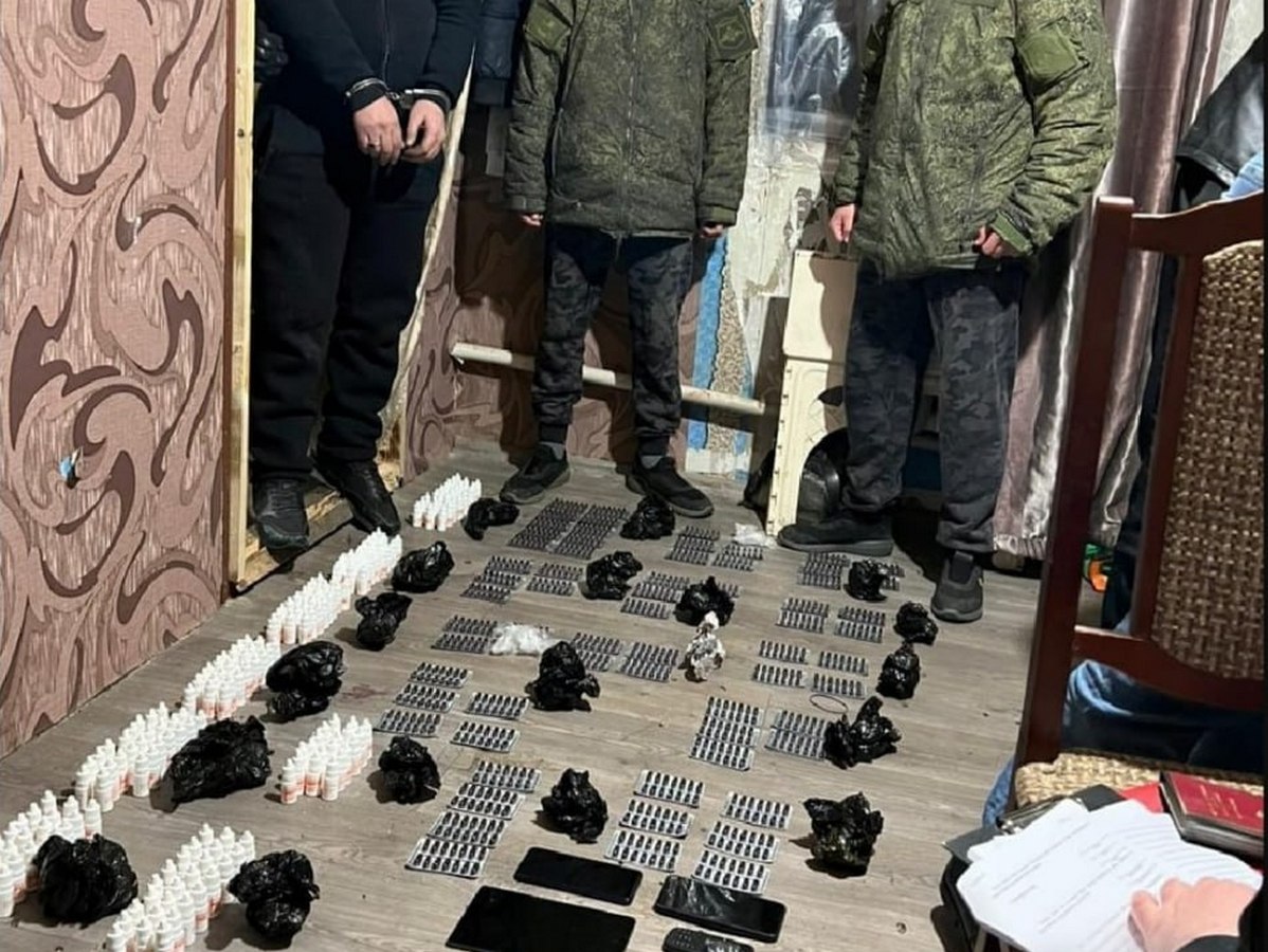 Новости Ингушетии: Полиция Ингушетии изъяла в частном доме почти 2,35 килограмма сильнодействующих веществ
