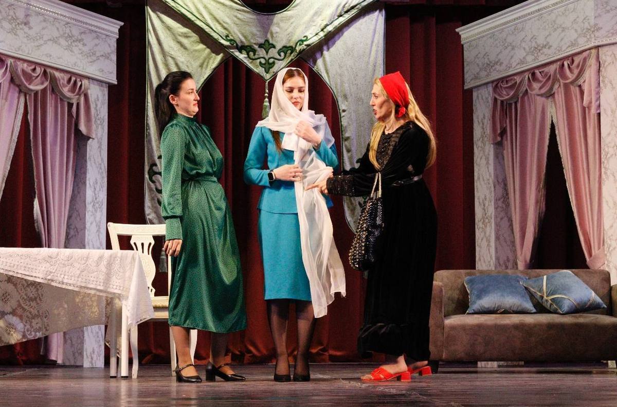 Новости Ингушетии: Драмтеатр Ингушетии готовит премьеру постановки «Проделки двух кузенов»