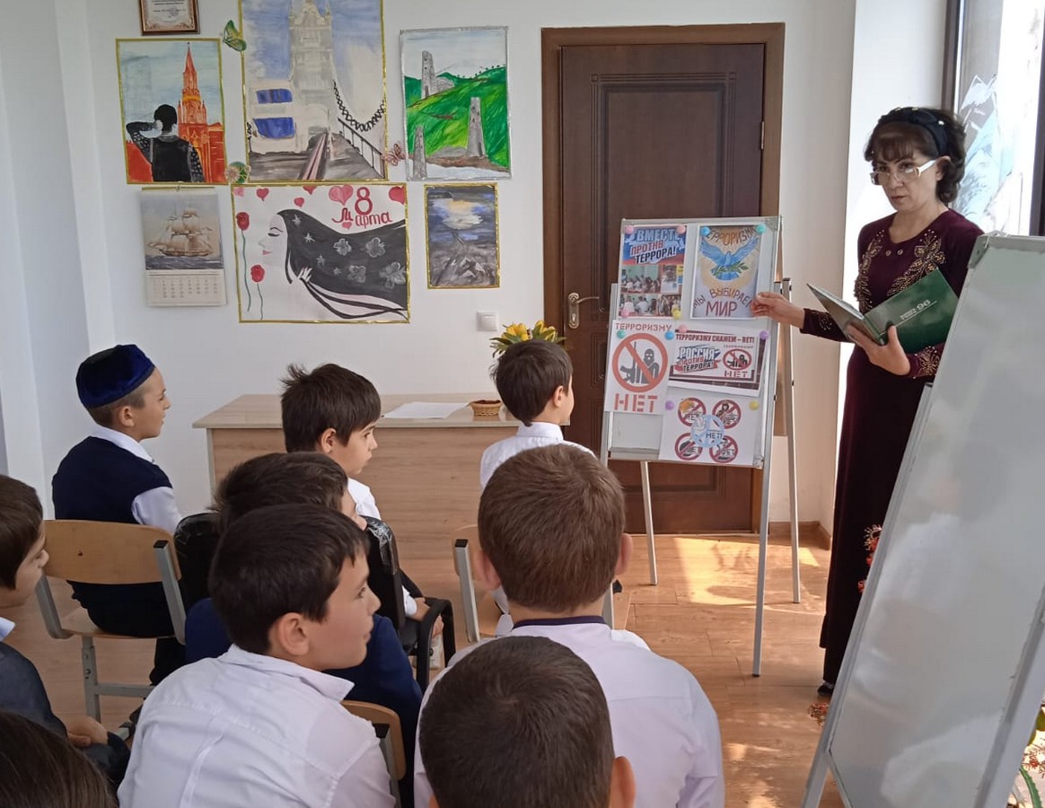 Школьникам Ингушетии напоминают об угрозах терроризма и экстремизма