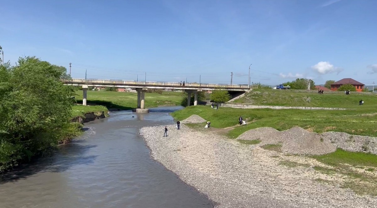 Новости Ингушетии: В Сунже Ингушетии состоялась очистка береговой линии главной реки