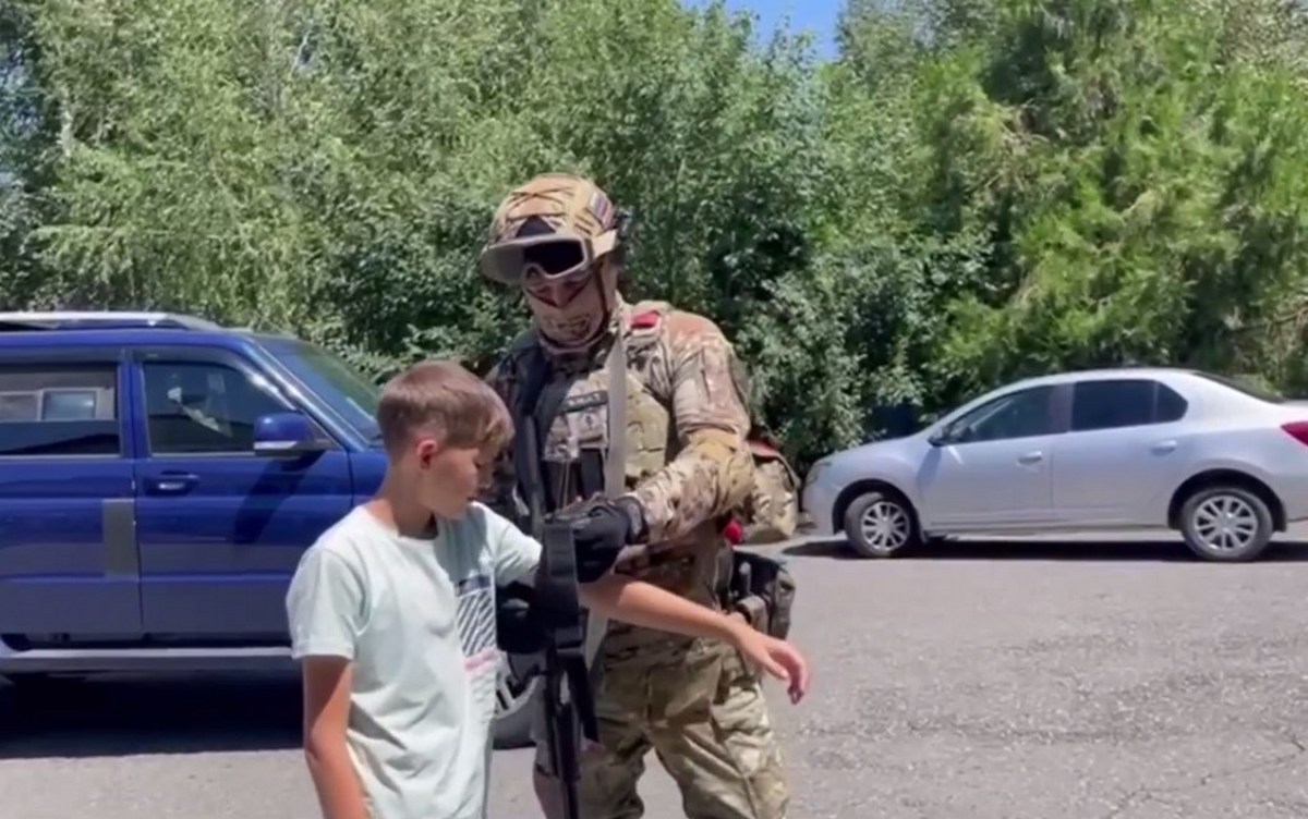 Новости Ингушетии: О службе в полиции рассказали детям, отдыхающим в летнем лагере «Нефтяник»