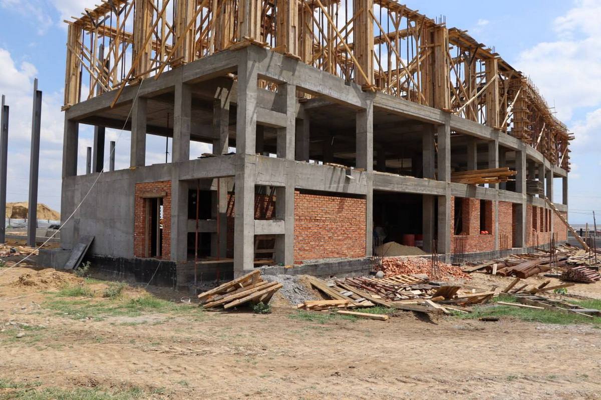 Новости Ингушетии: Единороссы Ингушетии проверили ход капитального ремонта в школах Сунжи