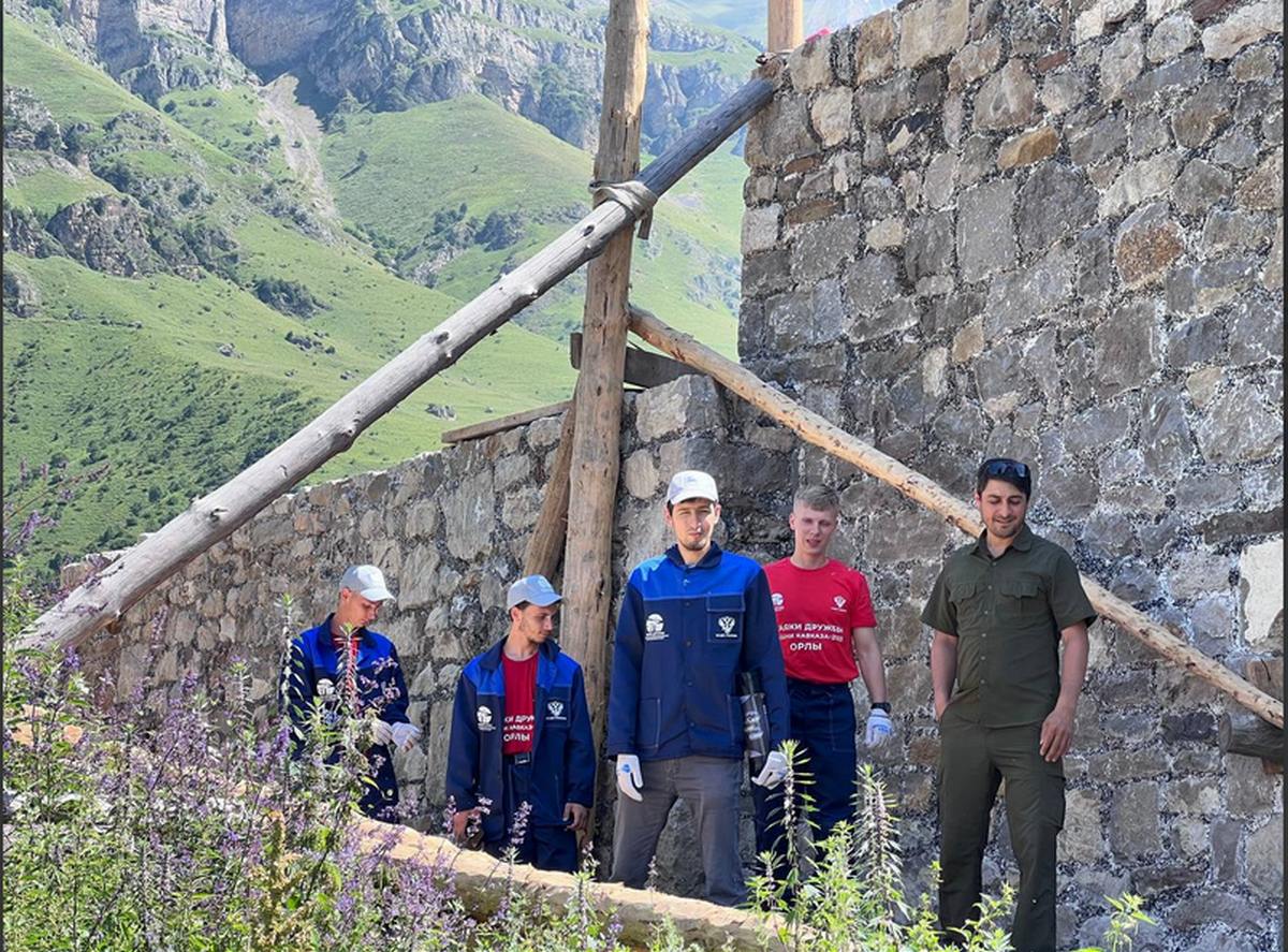 Новости Ингушетии: Участники проекта «Маяки дружбы» очистили территорию комплекса «Харп» в горах Ингушетии