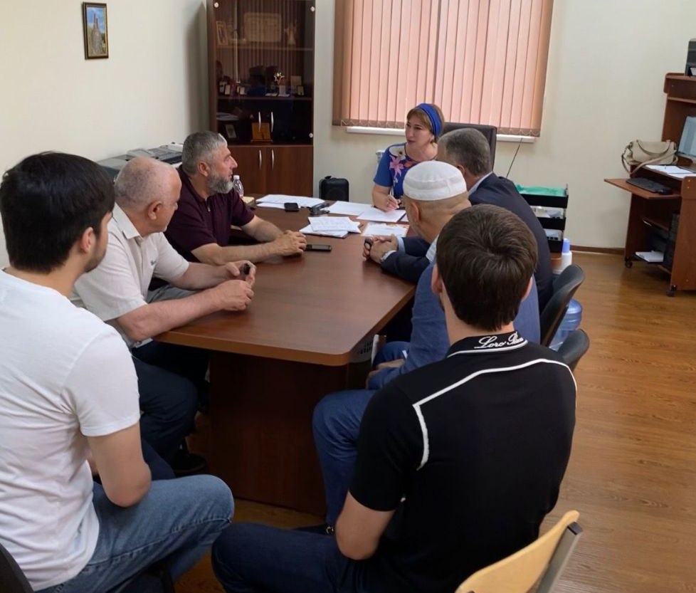 Новости Ингушетии: В Экажево Ингушетии состоялось совещание с участием главы администрации