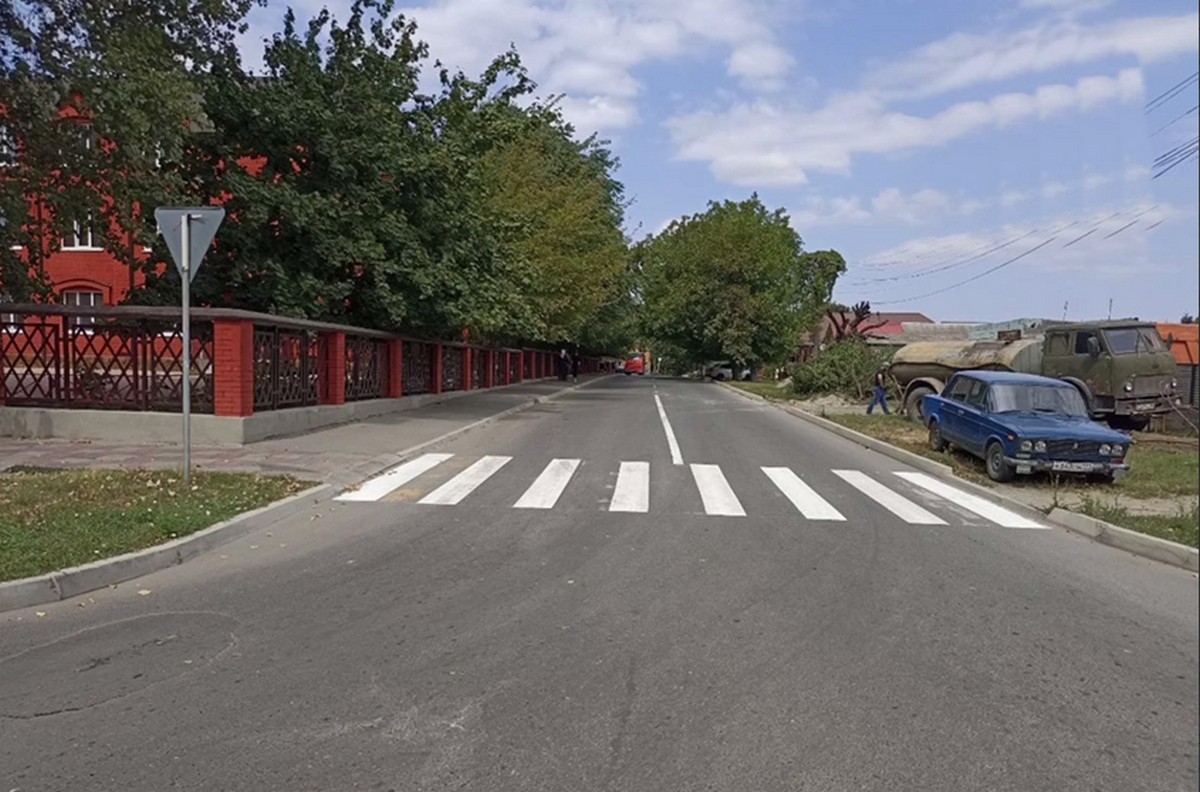 Новости Ингушетии: В Карабулаке Ингушетии обновили школьные пешеходные переходы