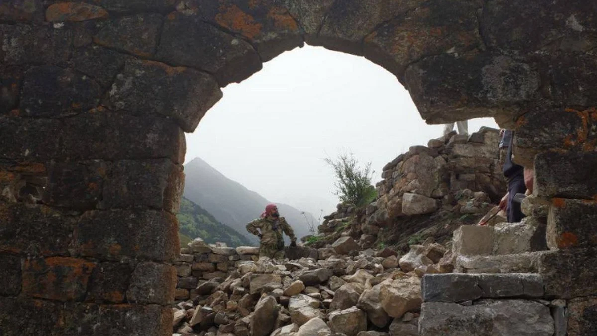 Новости Ингушетии: В Ингушетии 12 каменщиков-реставраторов получили сертификаты мастеров