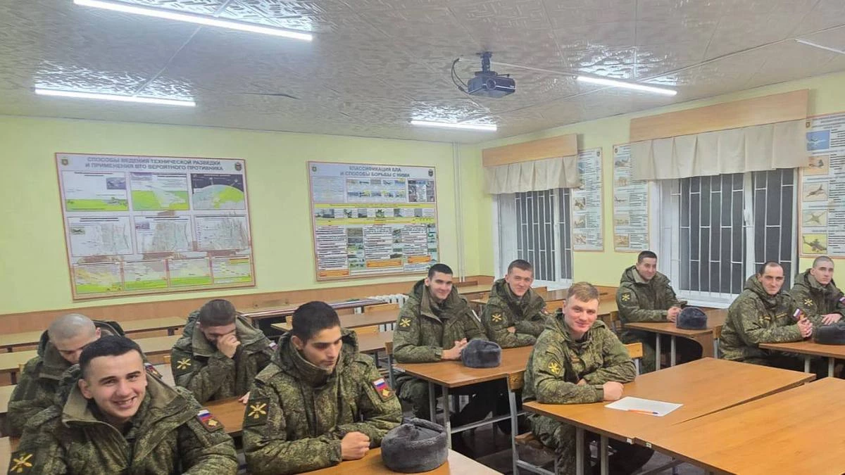 Новости Ингушетии: Полпред Ингушетии в Смоленской области навестил солдат-срочников из региона