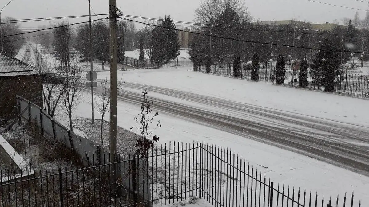 Новости Ингушетии: Водителям Ингушетии напомнили о зимних шинах на их автомобилях