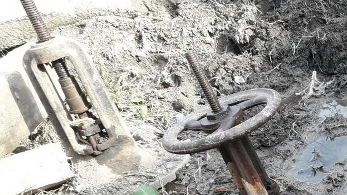 Новости Ингушетии: Специалисты ведут ремонт насоса скважины «Московская» в Назрани Ингушетии