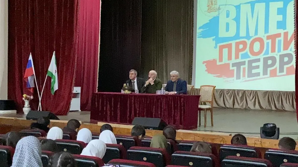 Новости Ингушетии: Экстремизмо доаржадеча зуламах, дийцар дешархошта МВД ветеранаша