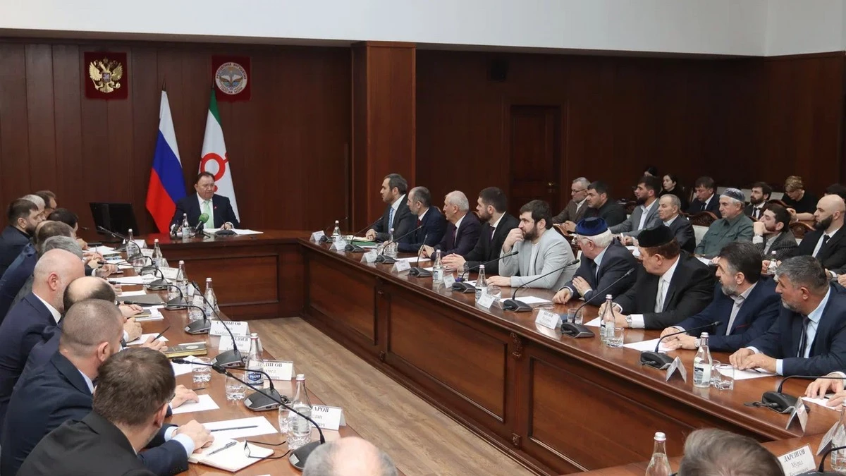 Новости Ингушетии: Калиматов поручил полпредам региона сфокусироваться на помощи семьям героев СВО