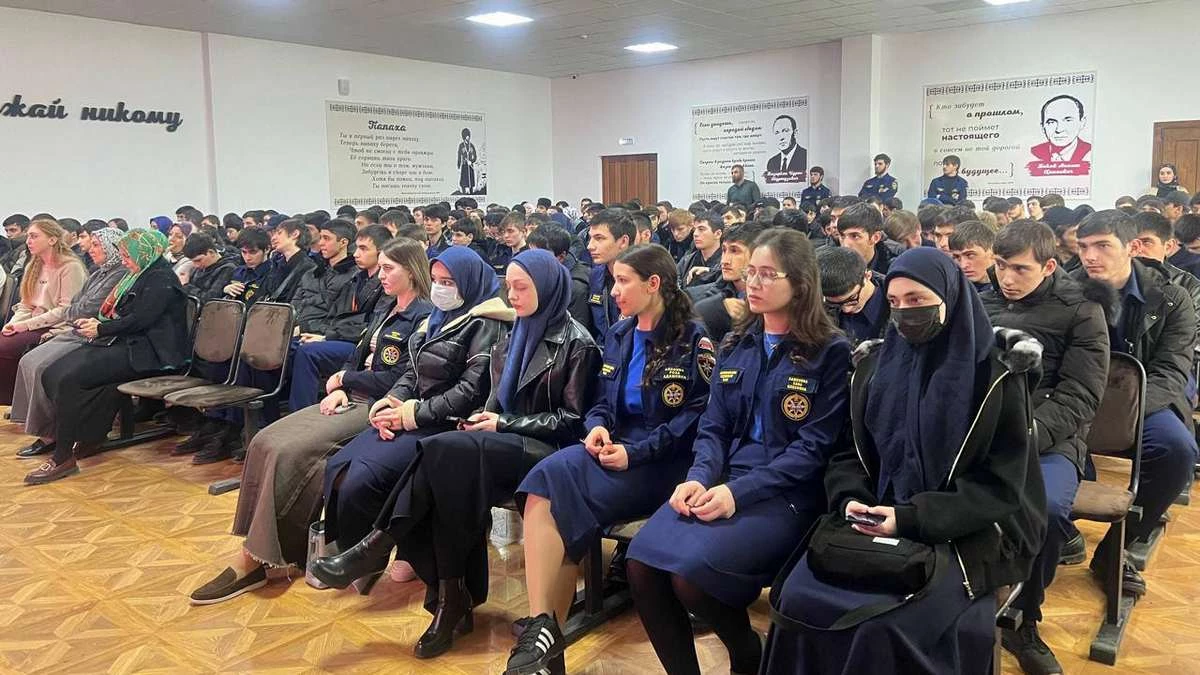 Новости Ингушетии: Студентов Пожарно-спасательного колледжа Ингушетии учат быть патриотами