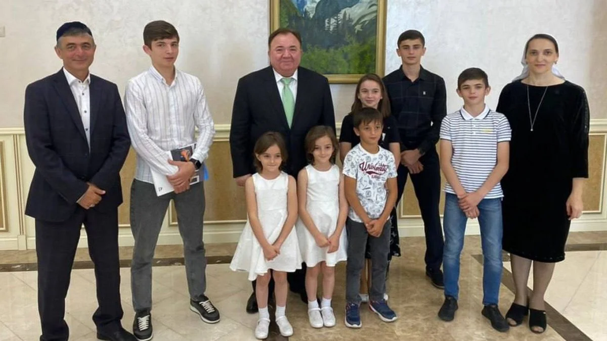 Новости Ингушетии: Глава Ингушетии назвал семью духовно-нравственной опорой общества