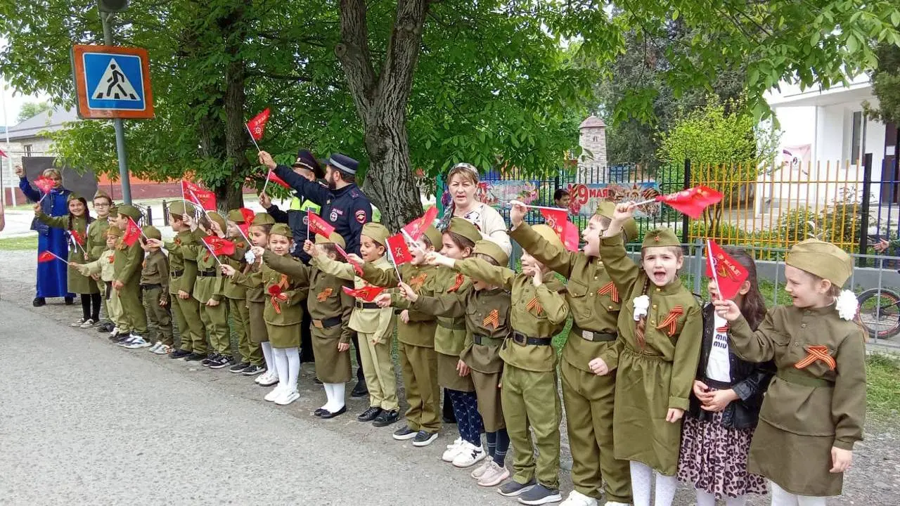 Новости Ингушетии: В с.п. Нестеровское Ингушетии прошла акция «Георгиевская ленточка»