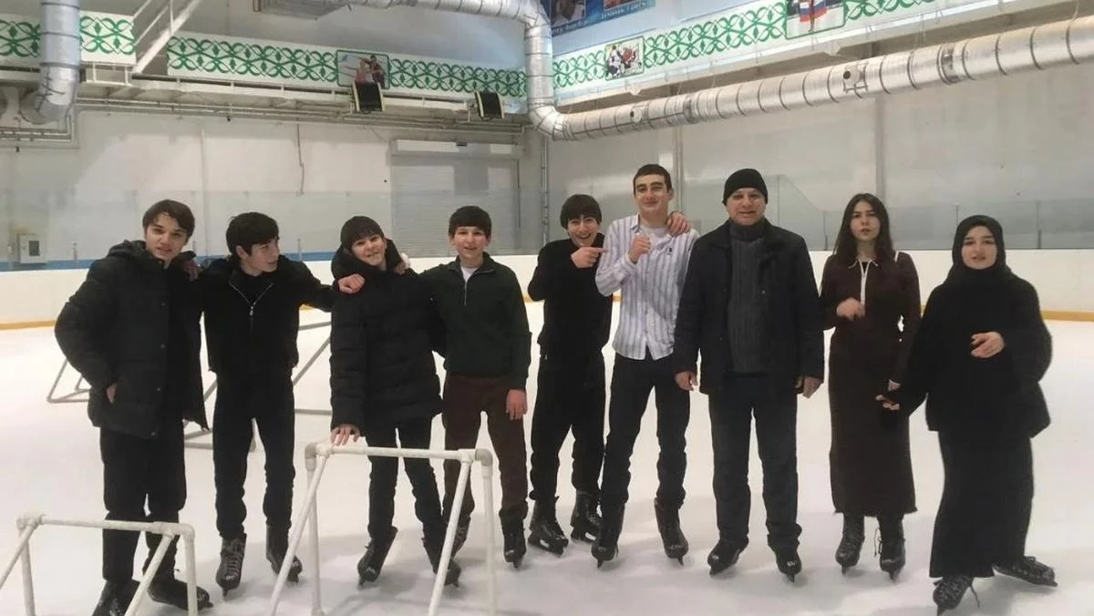 Новости Ингушетии: В Ингушетии встретились отставные солдаты правопорядка и старшеклассники