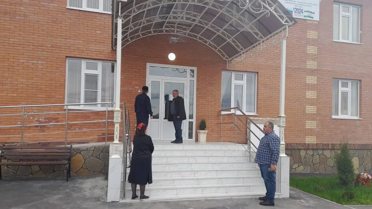 Новости Ингушетии: Партдесант единороссов Ингушетии проверил работу детского сада №10 Яндаре