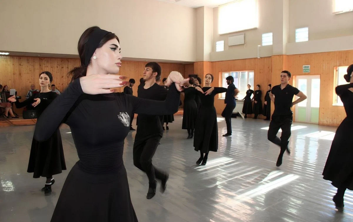 Новости Ингушетии: «ГӀалгӀайче» яхача паччахьалкхен ансамбла артисташ,  Москве концерт дала кийчлуш ба