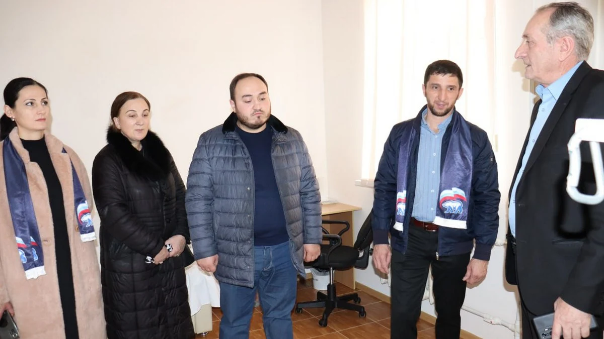 Новости Ингушетии: Партийный десант «Единой России» в рамках Народной программы провел инспекцию в Детском реабилитационном центре, расположенном в г. Магас