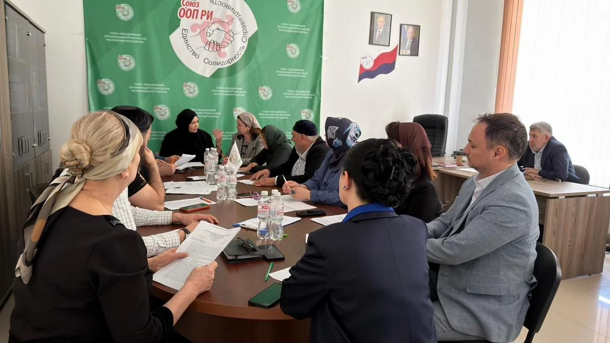 Новости Ингушетии: Гӏалгӏайчен профсоюзаш кийчлуш я, Наьсаре маьтсела бетта 1-ча денна хетаяьча  митингага