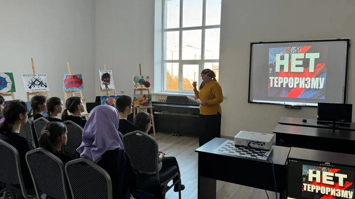 Новости Ингушетии: О разрушительности идеологии терроризма рассказали школьникам Сунжи