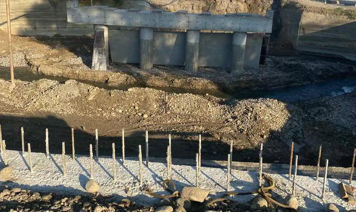 Новости Ингушетии: Дорожники Ингушетии намерены досрочно завершить строительство моста через Сунжу