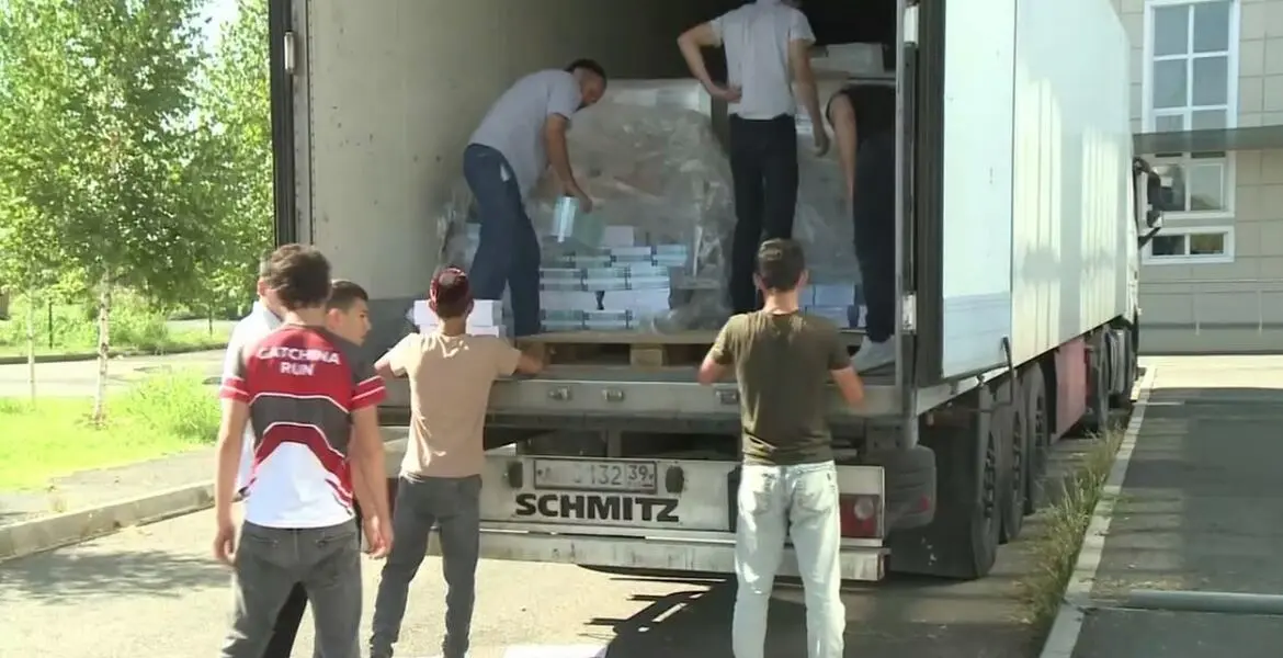 Новости Ингушетии: Более 260 тысяч учебников приобрел для школ Ингушетии фонд «Сафмар»