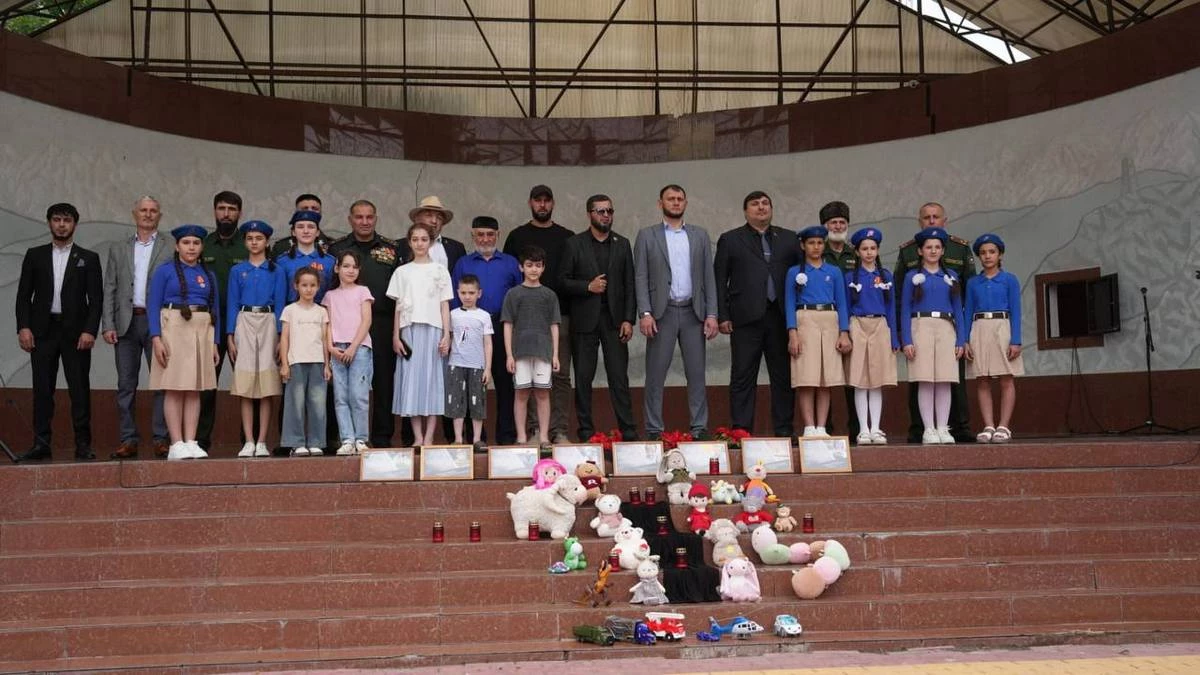 Новости Ингушетии: В Малгобеке почтили память погибших детей Донбасса