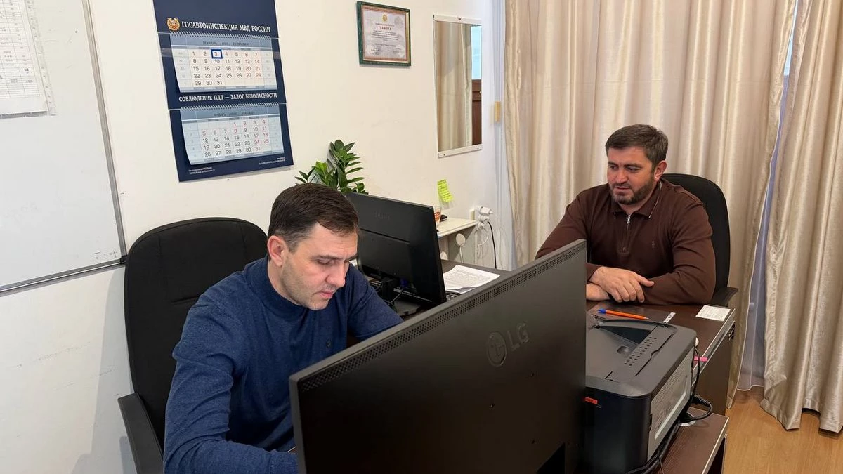 Новости Ингушетии: Участник программы «Путь Героя» Ваха Кастоев стажируется в мэрии Магаса