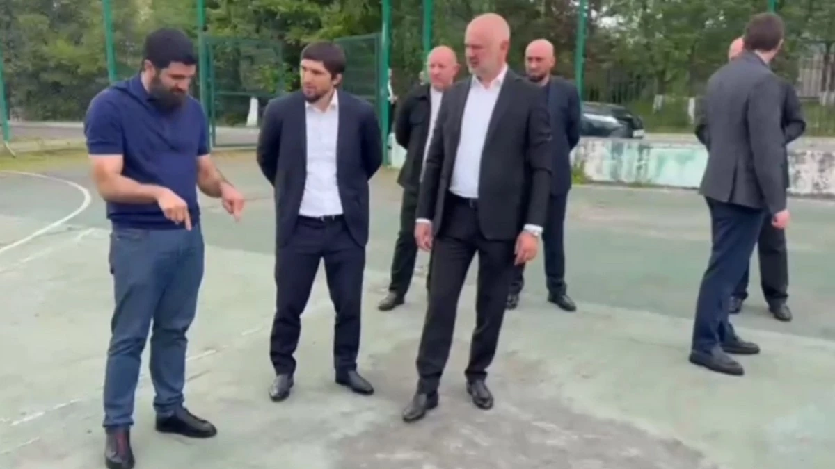 Новости Ингушетии: В Назрани строят многофункциональную спортивную площадку