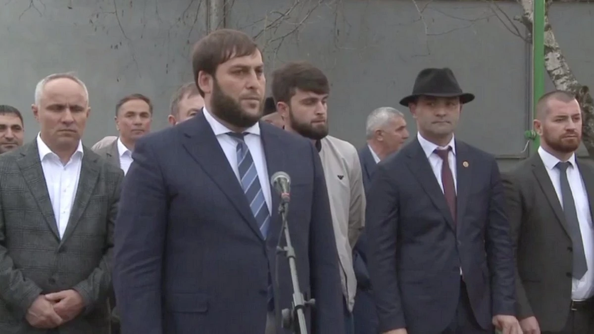 Новости Ингушетии: В Ингушетии с добрыми напутствиями проводили 25 юношей в ряды армии