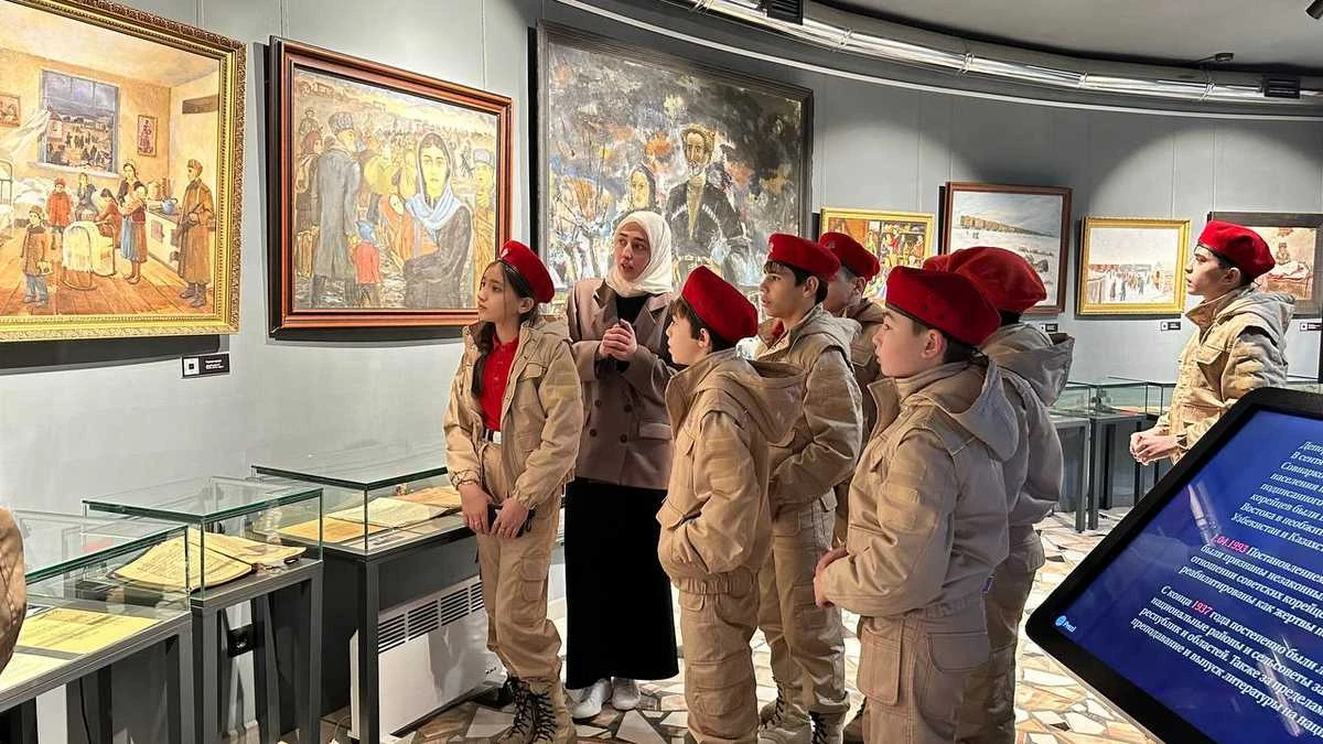 Новости Ингушетии: Юнармейцы Ингушетии побывали на экскурсии в МКЖР