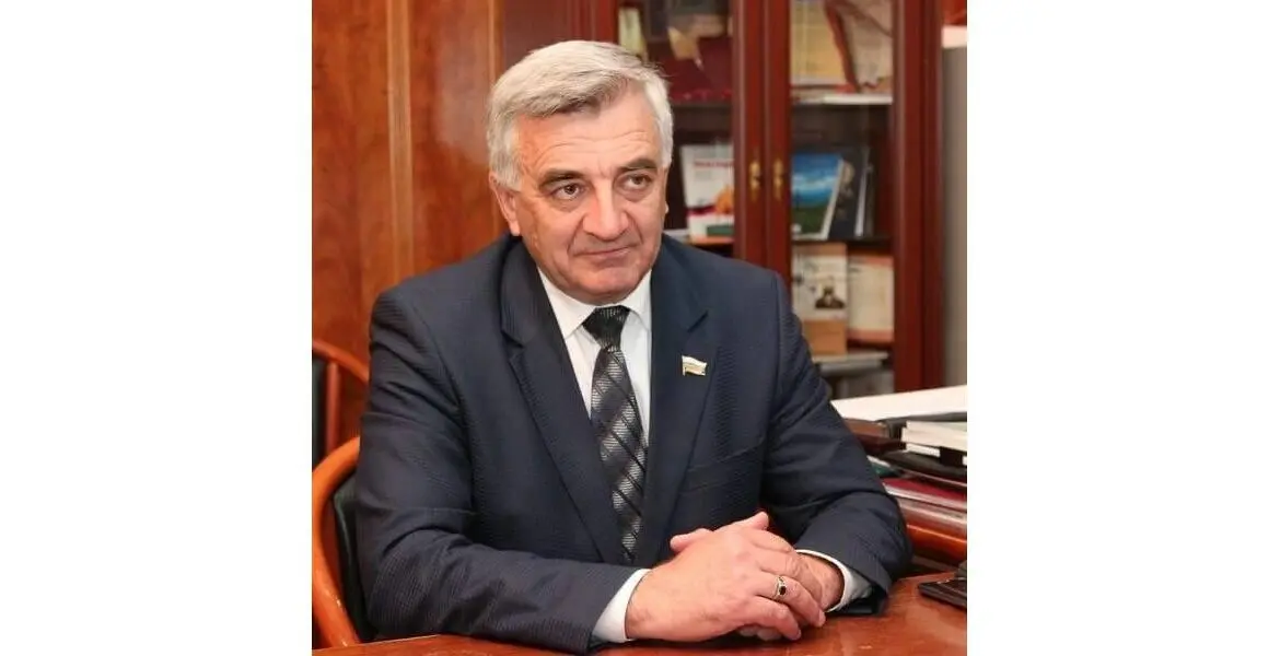 Новости Ингушетии: Председателем городского совета г. Назрани переизбран  Юсуп Богатырев