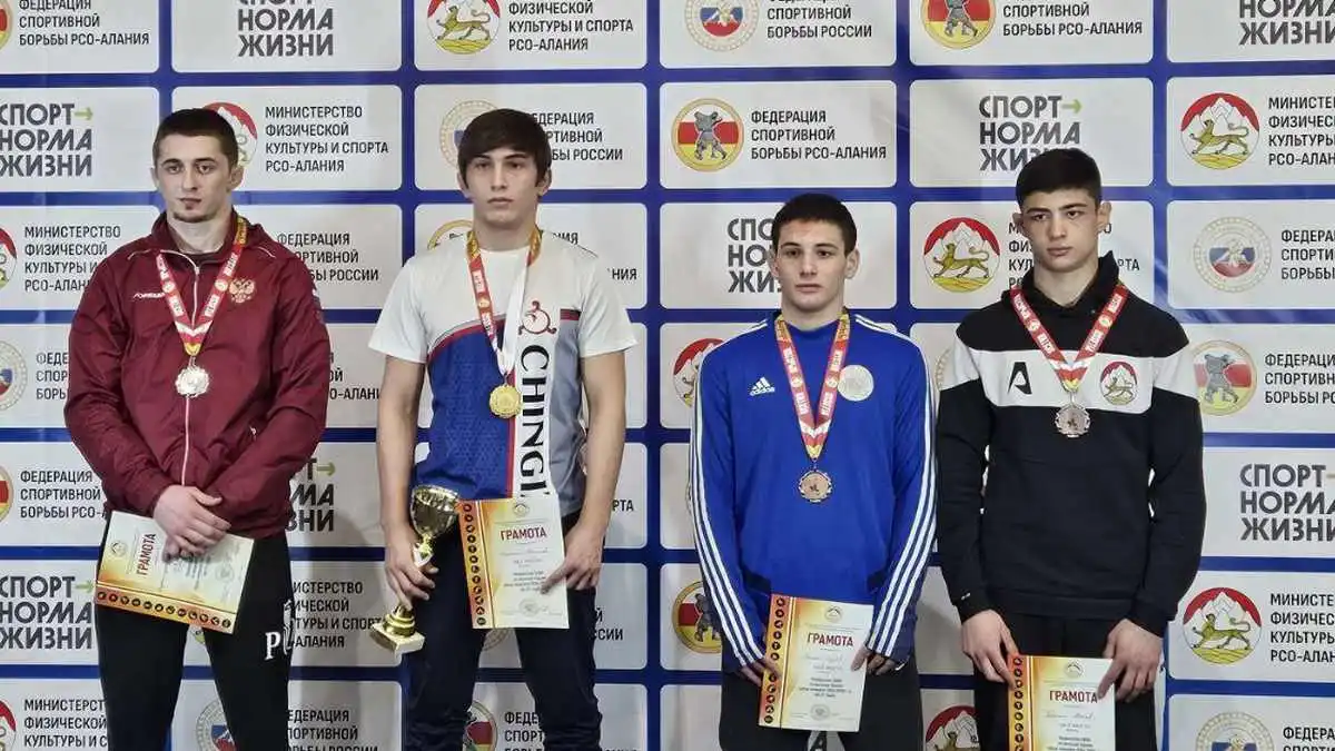 Новости Ингушетии: Борец из Ингушетии - золотой призер Первенства СКФО