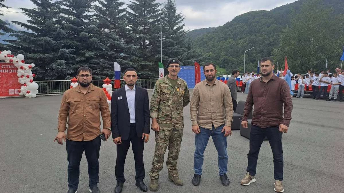 Новости Ингушетии: Ветераны СВО приняли участие в открытии смены в детском лагере «Эрзи»