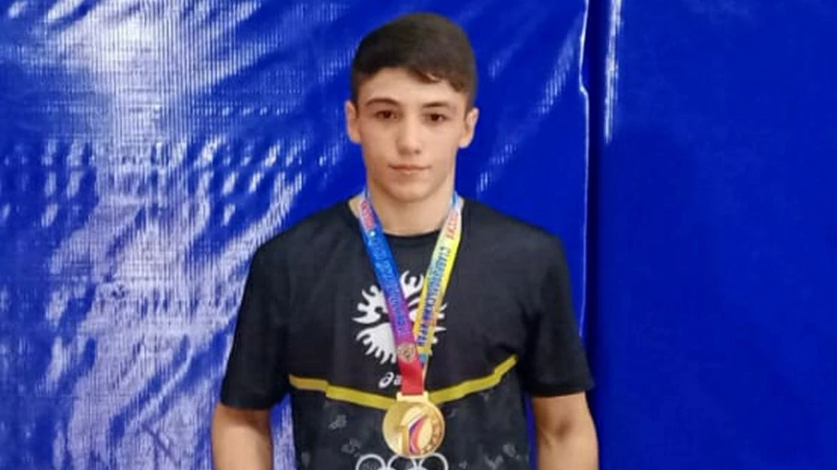 Новости Ингушетии: Борец из Долаково Мансур Осмиев выиграл «золото» на турнире в Кисловодске
