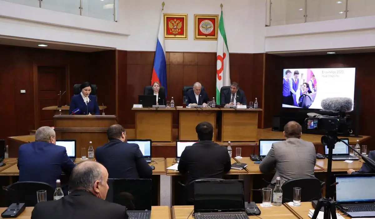 Новости Ингушетии: В Народном Собрании Ингушетии заслушали отчет главы Минобрнауки региона