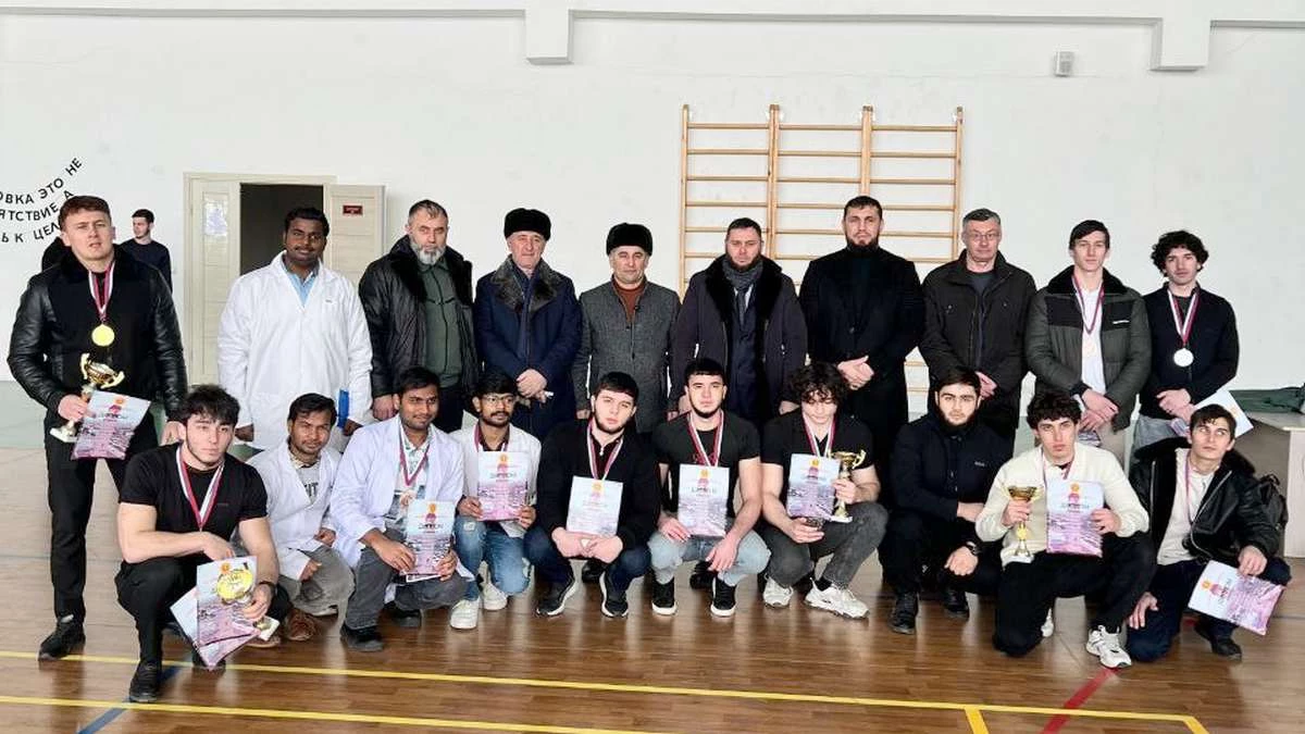 Новости Ингушетии: Студенты ИнгГУ стали участниками соревнований по армрестлингу в Магасе