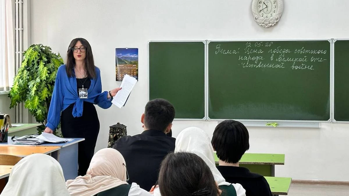 Новости Ингушетии: Сотрудники МКЖР Ингушетии провели лекцию «Советский народ. Цена Победы»