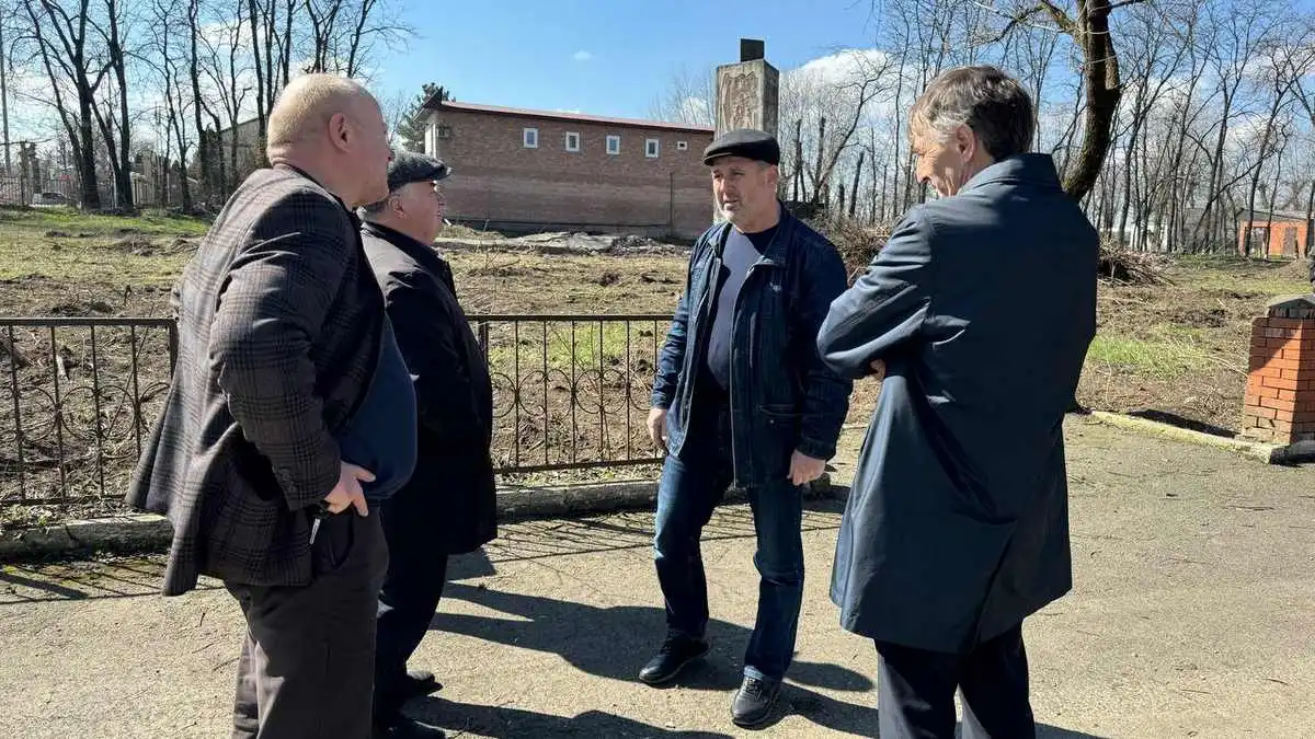 Новости Ингушетии: В Малгобеке Ингушетии единороссы проверили стройплощадку автовокзала